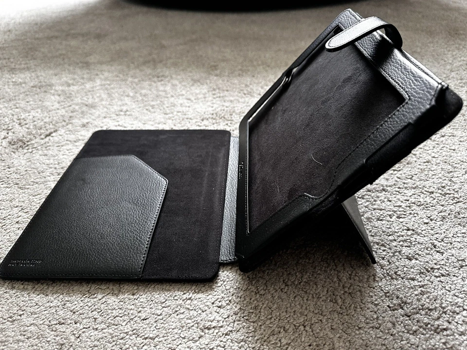 Leather TRUST Organiser & portfolio Stand for iPad With 2 Free Screen Protectors — 第 2/4 张图片