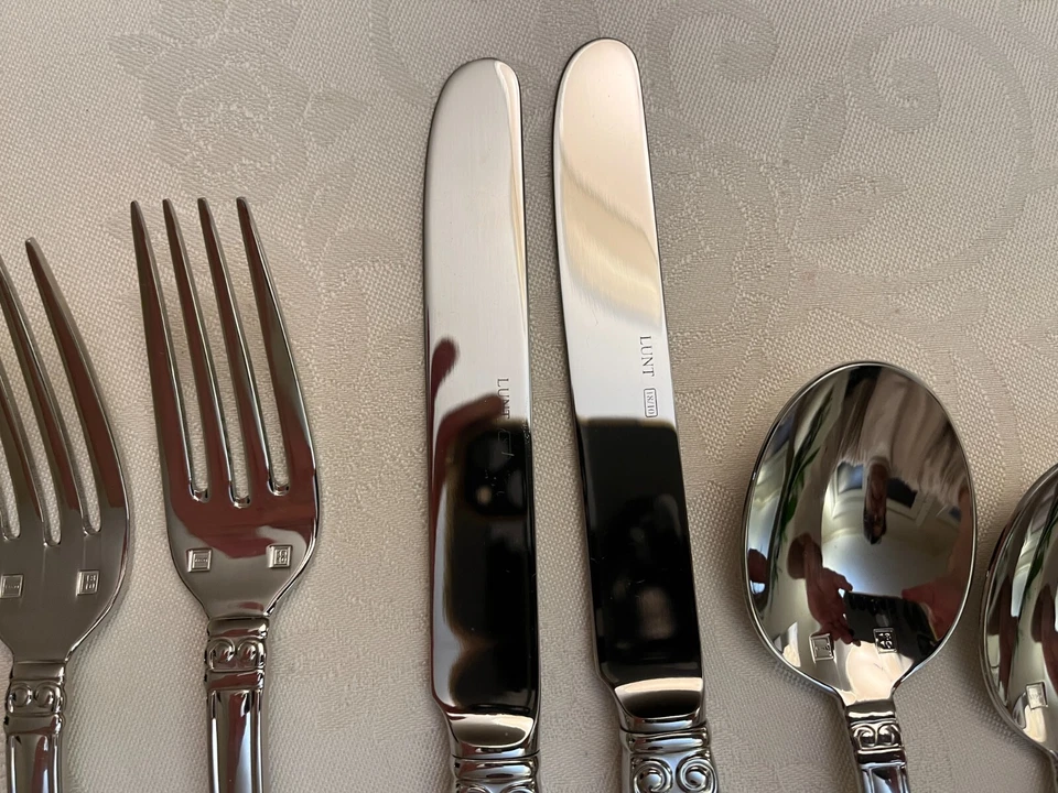 Cubiertos de acero inoxidable Lunt WILLIAMSTOWN 5 piezas ajuste de lugar MÁS 3 PIEZAS DE BONIFICACIÓN Foto 4 de 4