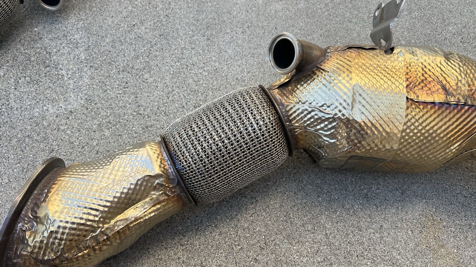 Ferrari SF90 OEM Pre-Cat Exhaust Components — RH 939970 & LH 939972