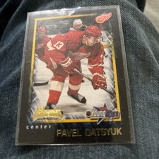 2001-02 Bowman Rookie Pavel Datsyuk Hockey Card /A398. rookie card picture