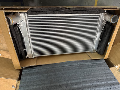 Aluminum Upgraded Intercooler For VW Golf Mk5 Mk6 GTI Audi A3 2.0Tdi Front Mount
