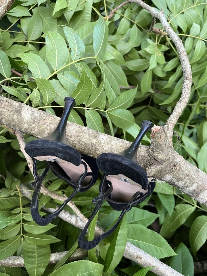 Manolo Blahnik Negro Gamuza Punta Plana Talla 40 Italia Excelente Estado Foto 3 de 4