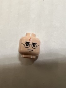 Lego Harry Potter Minifigure - Harry Potter (From Set 4737)