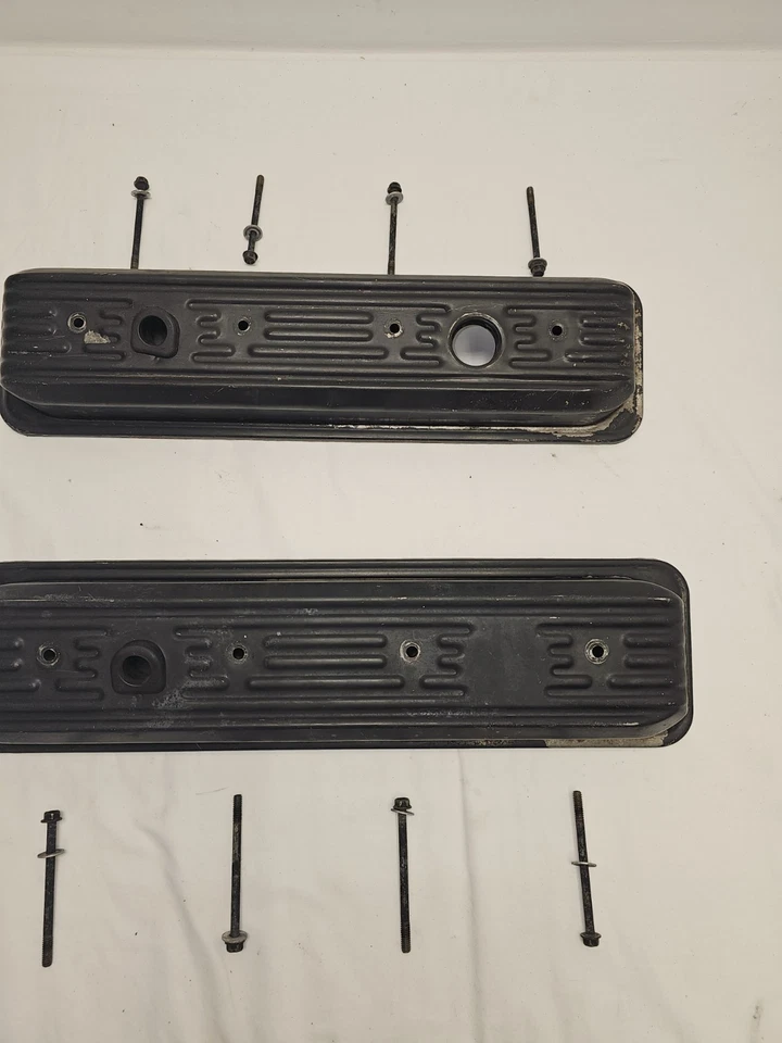 Cubiertas de válvula Chevy 1987-00 Vortec GMC V8 305 5,0 y 350 5,7 culata de perno central OEM Foto 3 de 4