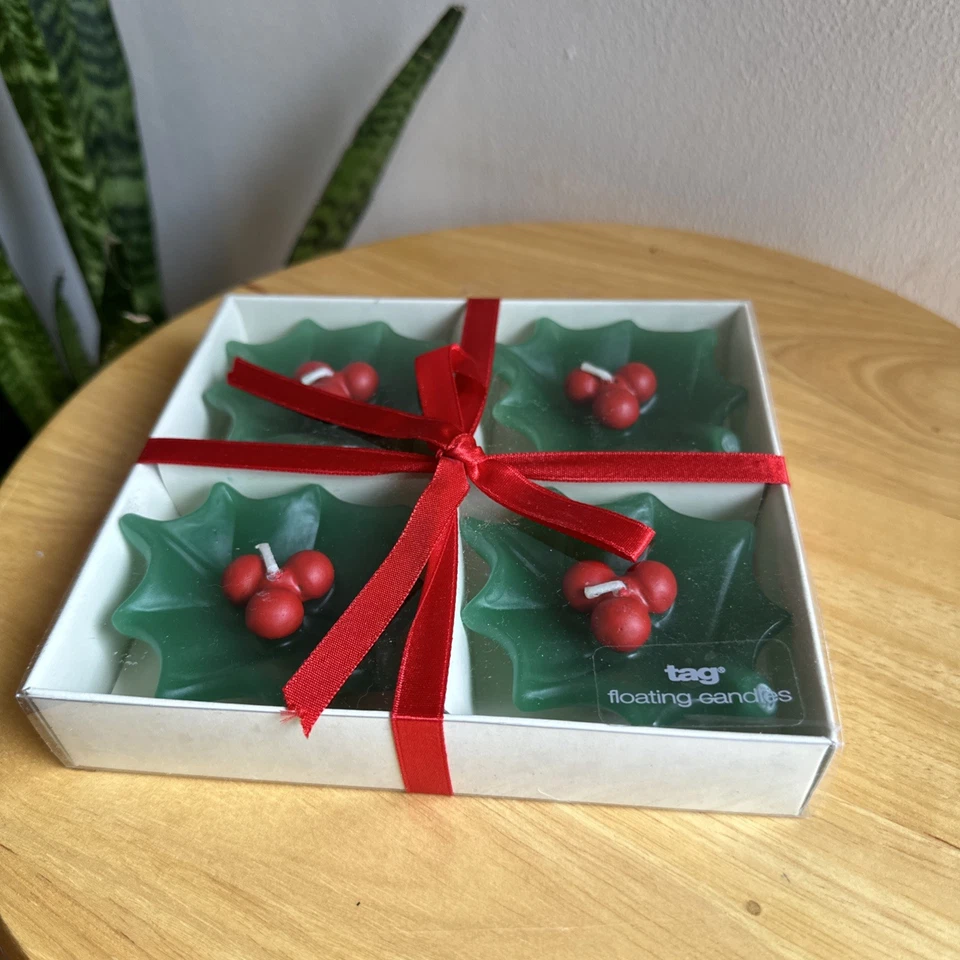 Juego en caja de 4 velas votivas flotantes navideñas acebo y bayas de Navidad ETIQUETA '99 Foto 3 de 4