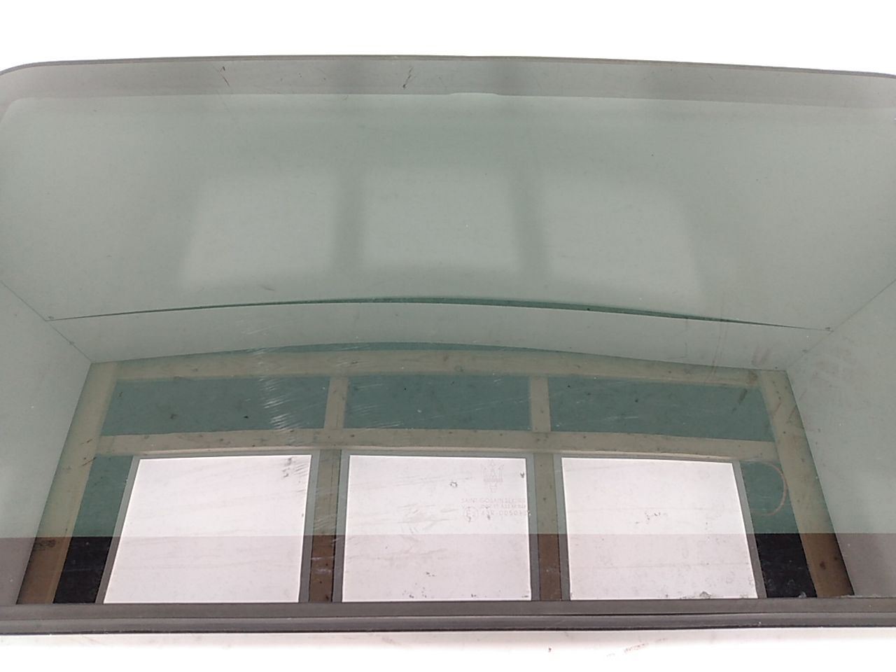 Maserati Quattroporte 2004-2008 Sunroof glass P/N 1618904