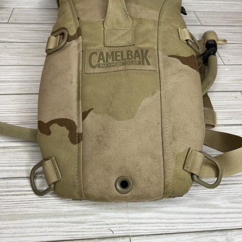 *READ Camelback 3L Maximum Gear Desert Camouflage Hydration Backpack Thermobak - Picture 2 of 16