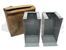 BOX OF 2 NEW FLOOR STAND KIT, H: 12 x D: 8 x W: 6