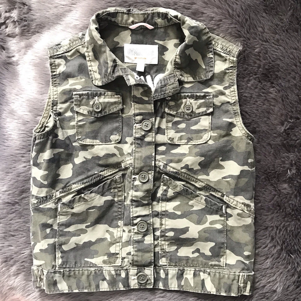 Chaleco bordado camuflaje Gymboree Go Outside talla pequeña (5-6) desgastado Foto 3 de 4