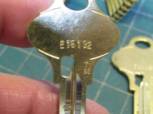 Lot of 22 Schlage Everest 29 PRIMUS XP Key Blanks .35-199-XP-EV.468.T135.D, NEW - Picture 7 of 11