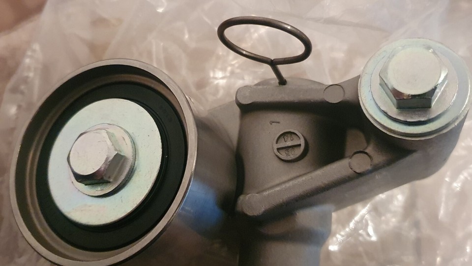 Subaru EJ20 Timing Belt Tensioner 13033AA042 eBay
