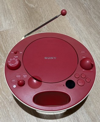 【中古】「非常に良い」Portable MP3 CD Player Red Studebaker SB3703 Joggable Portable CD/MP3 Player Red SB3703RWB