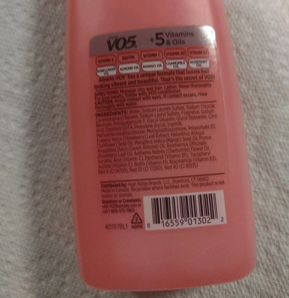 Champú y acondicionador Alberto VO5 fresas y crema hidratante 12,5 oz D10 Foto 3 de 4