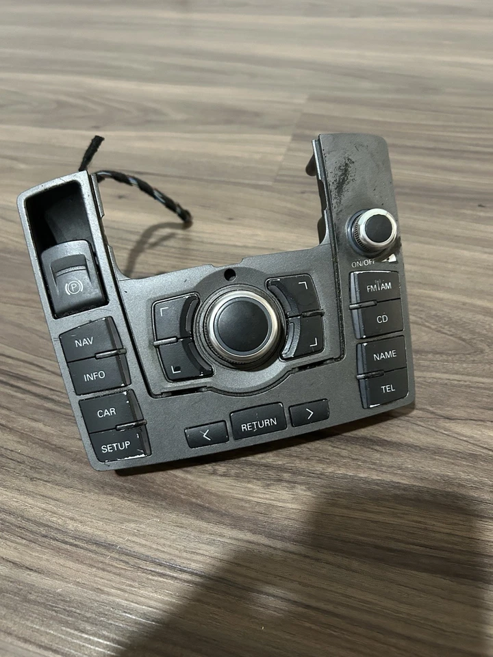 Panel de interruptores de interfaz de radio navegación consola Audi A6 2005-2011 OEM Foto 2 de 4