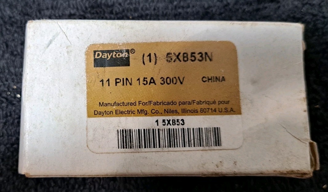 Dayton 5X853N 11-Pin Relay Socket 15A 300V