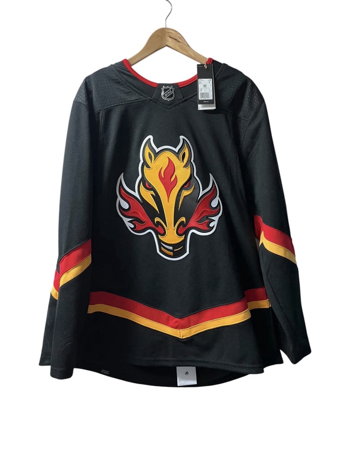 Calgary Flames Alternate Black Adidas Primegreen Nhl Hockey Jersey Medium
