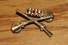 U.S. Military Infantry Crossed Rifles Insignia  Co 339  Infantry Regiment WW2 *