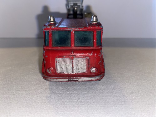 Matchbox Kingsize No 15 Merryweather Fire Engine - Picture 3 of 8