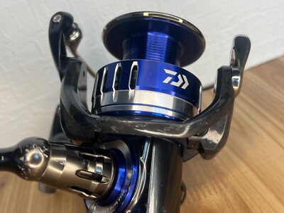 Daiwa 15 Saltiga 4500H Spinning Reel 5.7:1 Jigging Big Fishing