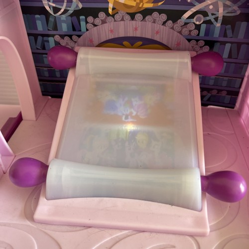 My Little Pony Twilight Sparkle School of Friendship Castle, Ponies, Carriage - Picture 14 of 24