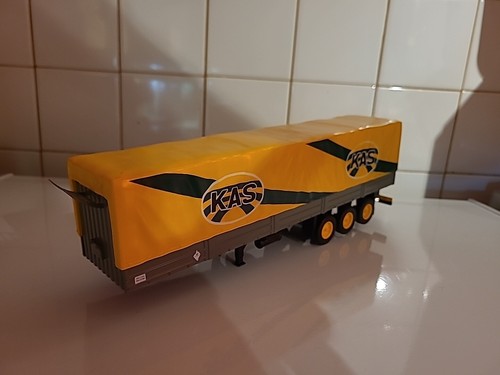 Semi-remorque Seule Bâchée 3 Essieux – IXO Models 1/43 – Transport