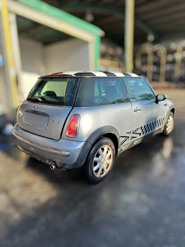 40251743 Modanatura Anteriore per MINI MINI (R50,R53) One 2001 206227 - Foto 10 di 15