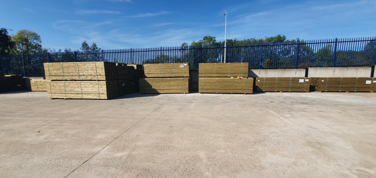 Ex 22mm Shiplap Cladding T&G Tanalised Pressure Treated Timber 3.3m ...