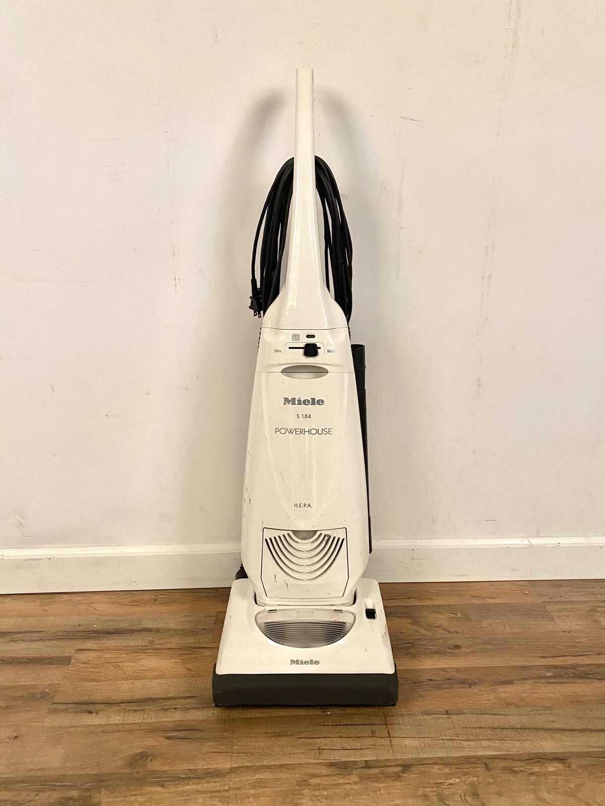 MIELE S184 Powerhouse Upright Vacuum Cleaner AS IS Tested, Works eBay