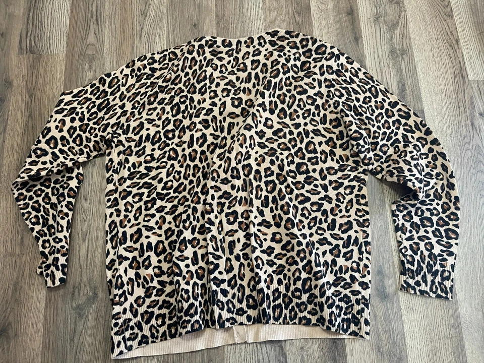 Croft & Barrow Shirt, Womens Petite Medium, Black Brown, Cheetah Print Button Up - Image 2 of 4