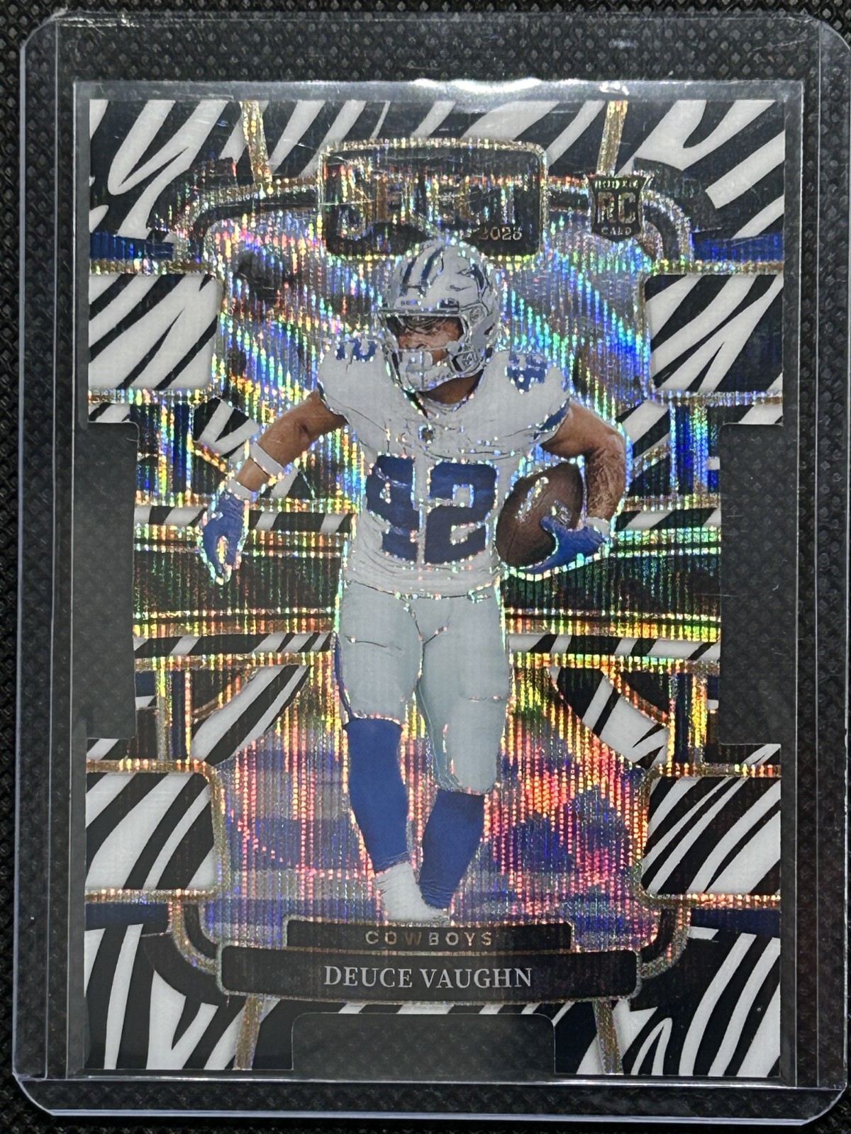 2023 Select Deuce Vaughn Concourse Prizm Zebra Diecut Rookie No.28 Cowboys
