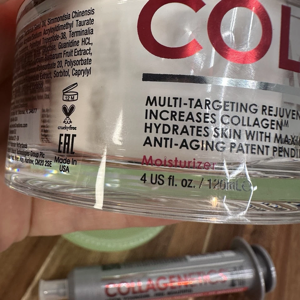 Crema Rejuvenecedora Devoted Creations Collagenética 4 Fl. Suero para área de enfoque y oz Foto 4 de 4