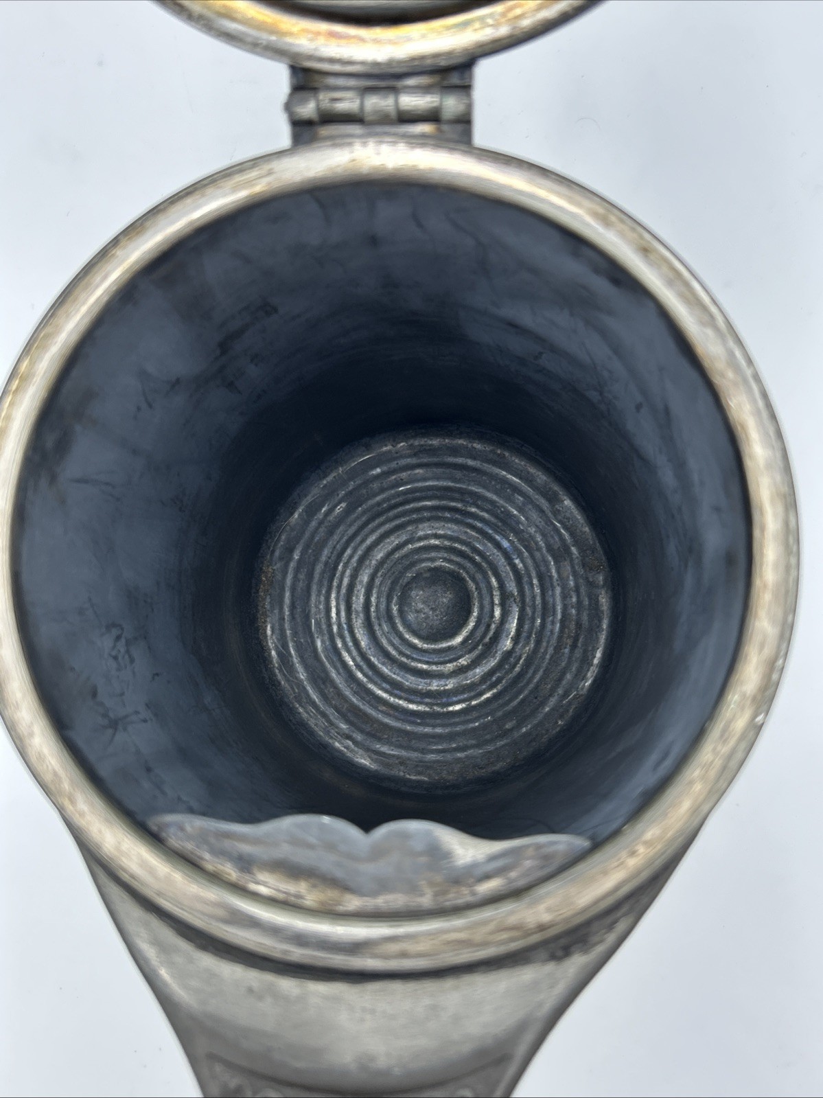 Antique Middletown Plate Co Pitcher Quadruple Hard White Metal Silver Plate 36.5