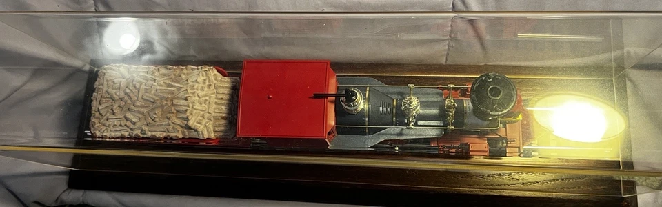 Disneyland 35th Anniversary 4-4-0 American Engine and Tender 6-18008 Lionel - Изображение 4 из 4