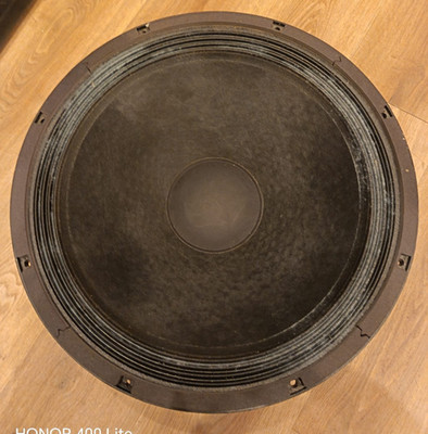 Eminence OEM PA Bass-Chassi/Subwoofer (4Ohm, Made in USA)-Top Zustand!