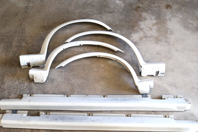BMW OEM E30 325ix 88-91 Full Set of Fender Flares & Side Skirts Body Kit White