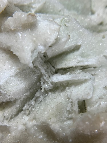 GRANDE EPIMORFO DOLOMITICO CON DUFTITE DALLA MINIERA DI TSUMEB, NAMIBIA - Foto 14 di 20