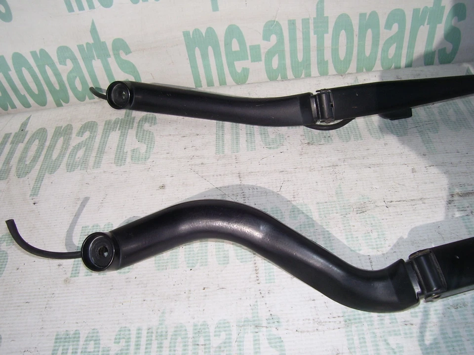 Cadillac Sevilla SLS STS 1998-2004 OEM BRAZO LIMPIAPARABRISAS DERECHO E IZQUIERDO BRAZOS Foto 2 de 4