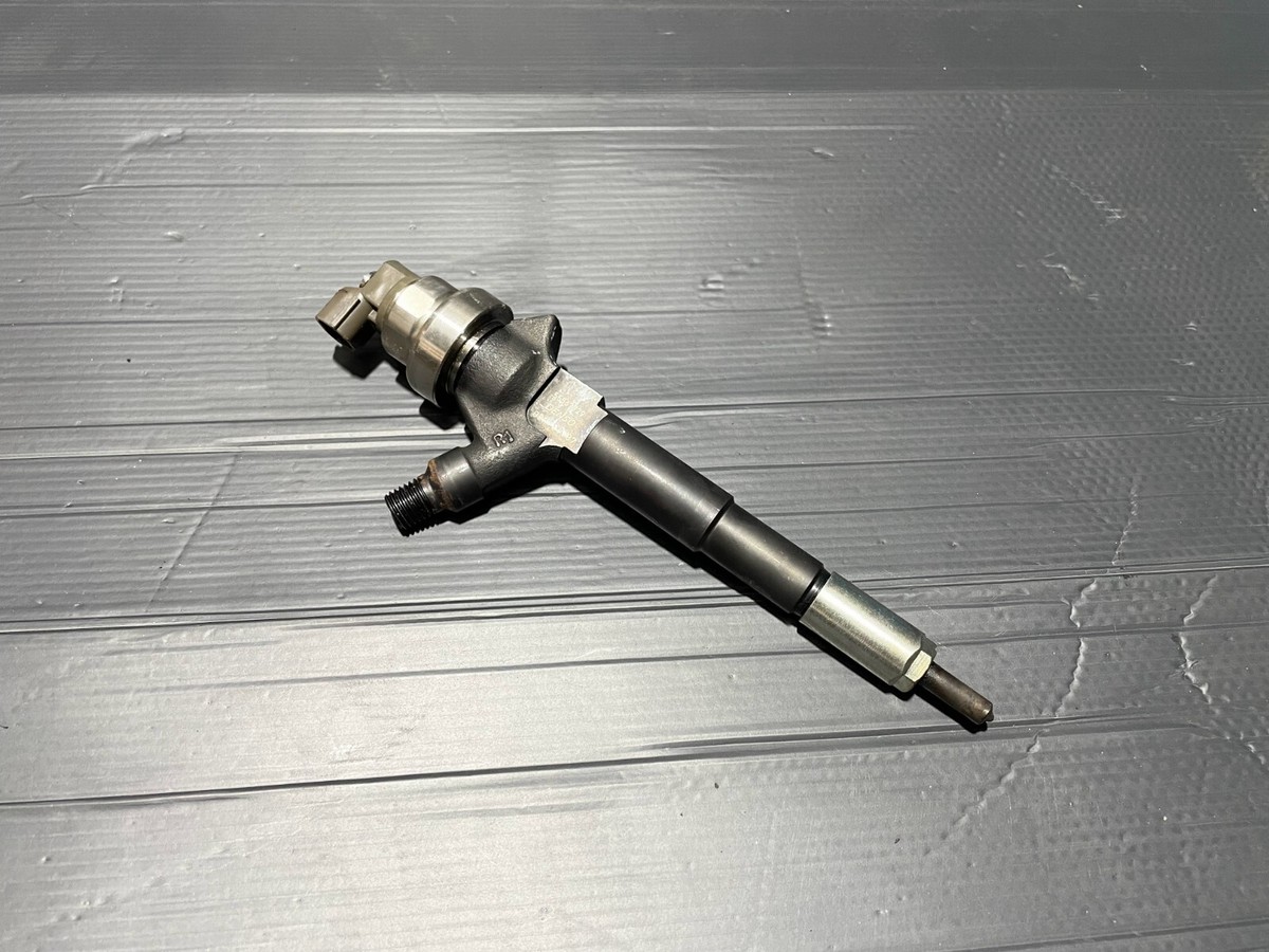 VAUXHALL ASTRA J MOKKA CORSA D GENUINE 1.7 CDTI FUEL INJECTOR