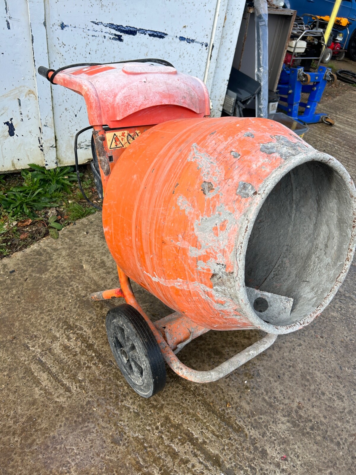 Belle MINIMIX150 Cement Mixer 110V (Used) eBay