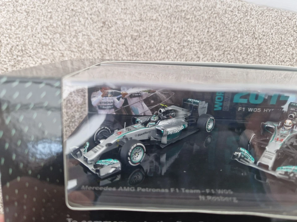 MINICHAMPS Mercedes W05 F1 2014 Champions Hamilton &rosberg 2 Auto Set 413140644 - Immagine 3 di 4