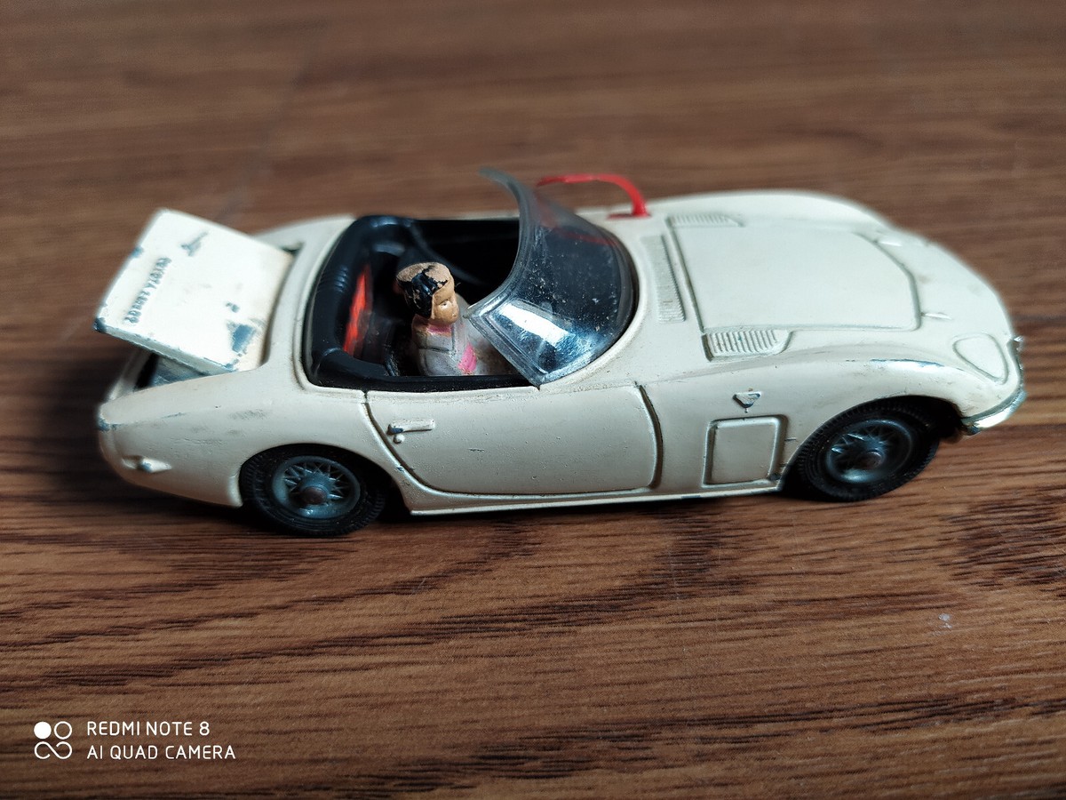 ミニカー CORGI TOYS JAMES BOND TOYOTA 2000GT 007 Vintage 1967 Corgi James Bond 007 Toyota 2000 GT You Only