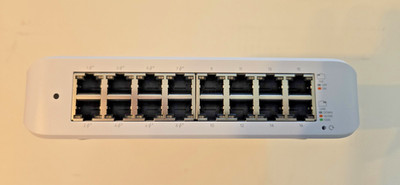 Ubiquiti UniFi 16-Port Gigabit Ethernet Switch USW-LITE-16-POE