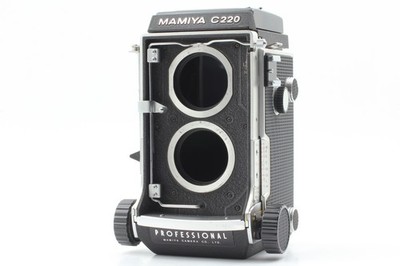 日*9様 MAMIYA C220 PROFESSIONAL Almost MINT] Mamiya C220 Professional TLR Film Camera Body Only