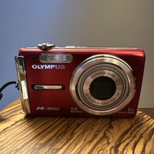 Olympus FE-340 digicam 8MP Digital Camera Red with battery-excellent condition