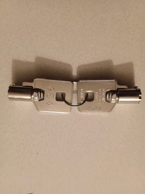 Fort Lock Co. Chicago USA GEM Barrel Lock Key Set Of 2, Model #35851, Used.