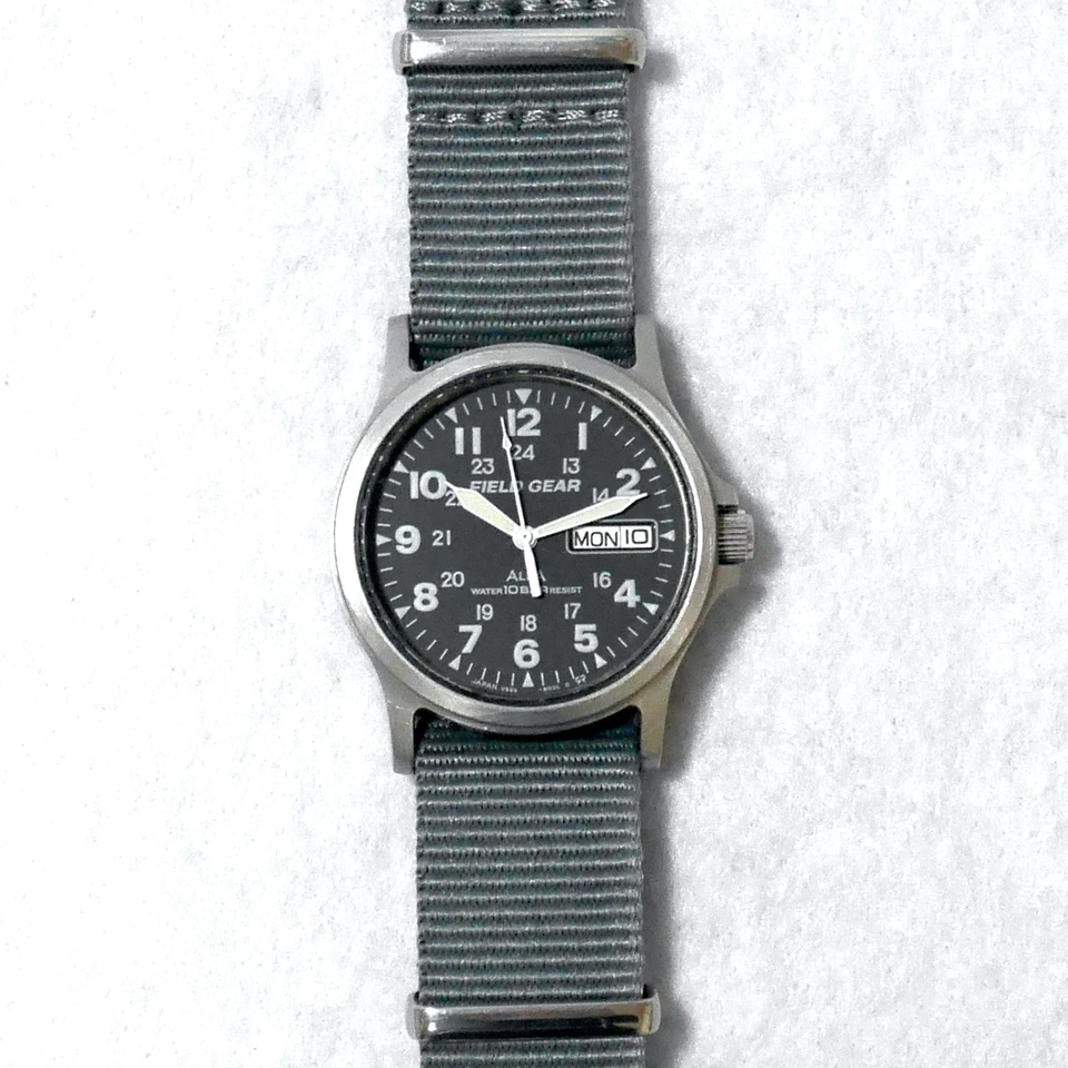 SEIKO ALBA FIELD GEAR Military Field Watch V533 1989 Gray Luminous DayDate Japan - Image 4 of 4