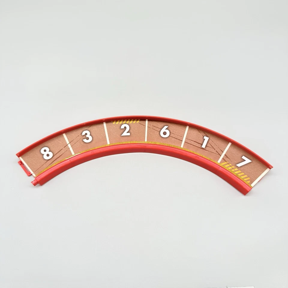 Hasbro 2011 Monopoly Disney Pixar Cars 2 repuesto 4 piezas de pista roja solamente Foto 2 de 4