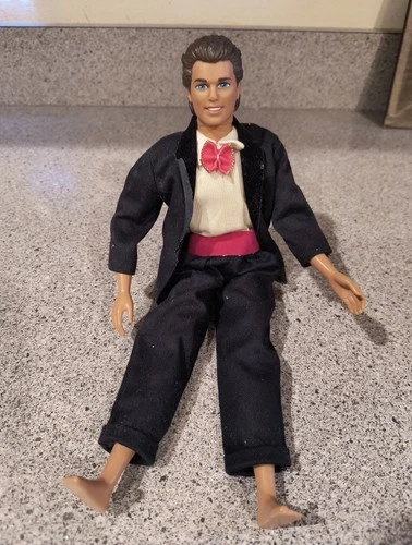 VTG 1975 Mattel Ken Doll, Brown Hair, Blue Eyes Black Tuxedo Outfit W/Pink Tie