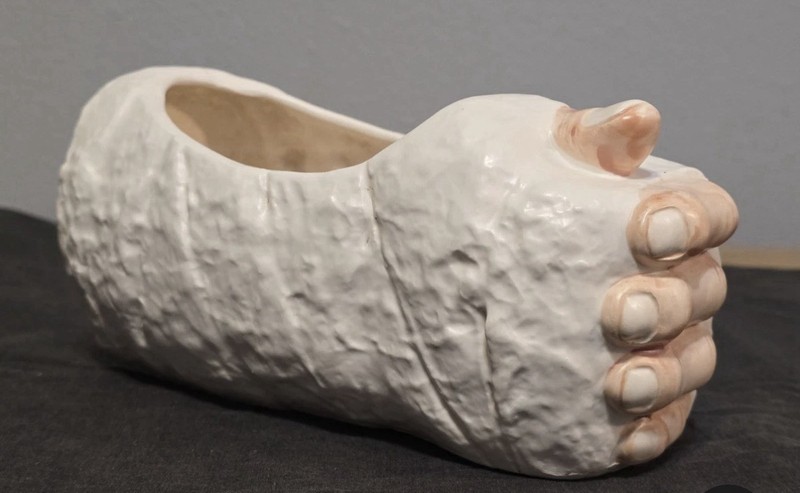 Vtg Rare Rubens Originals Taiwan Arm In Cast Ceramic Planter New In Box