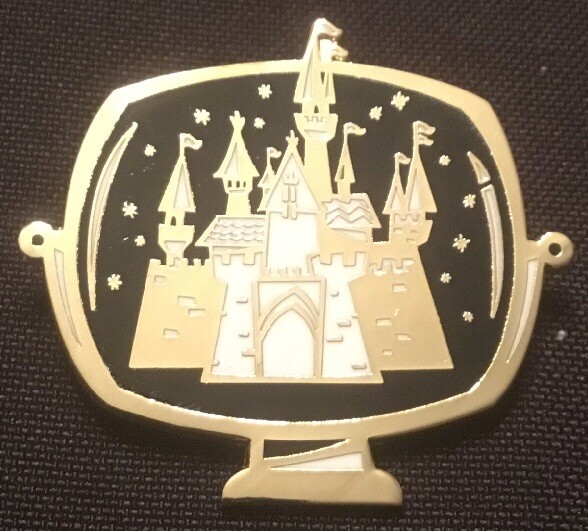 D23 10th Anniversary Exclusive Gold Member Pin Disneyland TV Series 65 Years